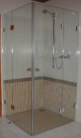Egyedi zuhanykabin
