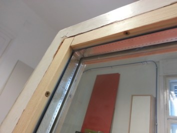 Gerébtokos ablakba hoszigetelt üveg beépítése